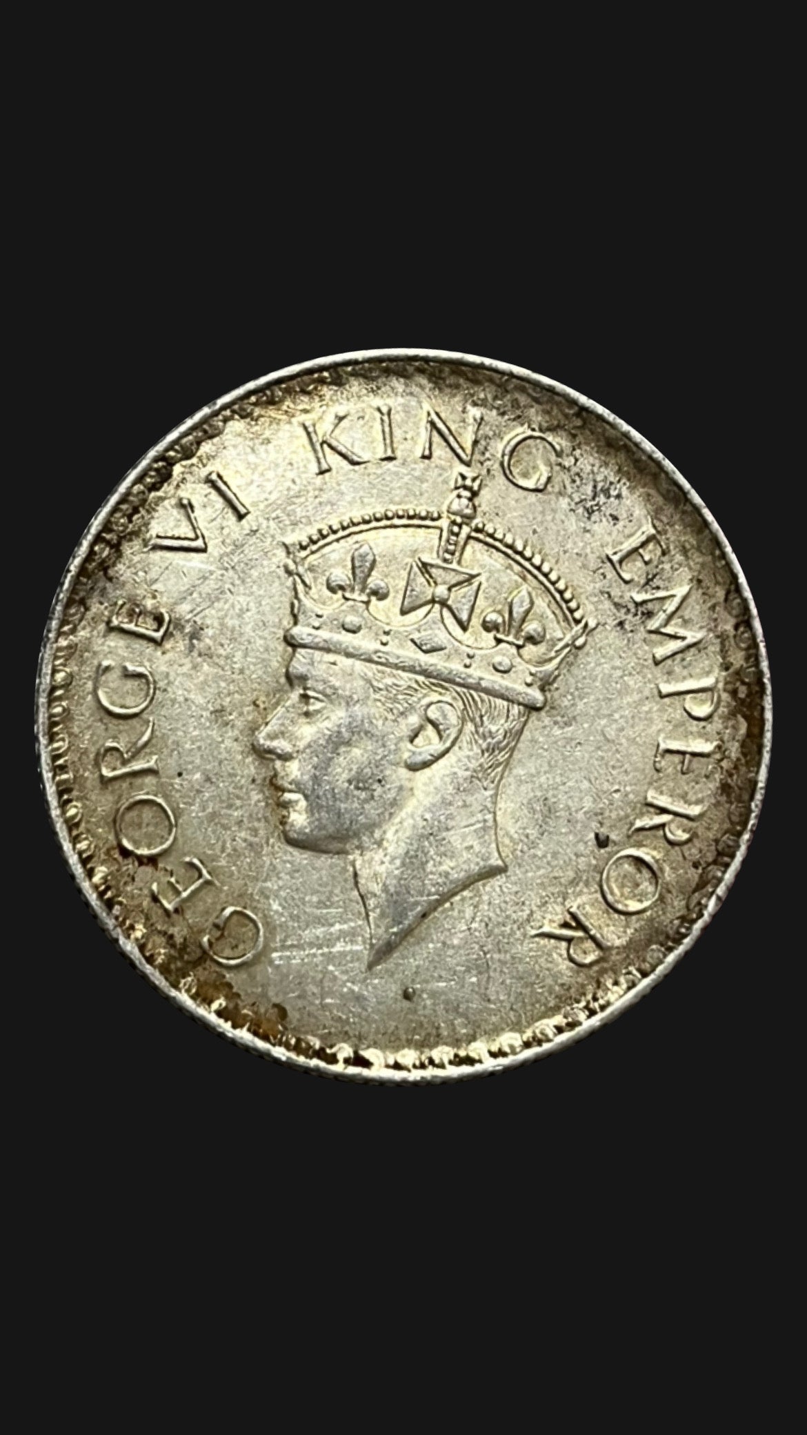 Rare One rupee 1938 Bombay Mint George VI - without dot